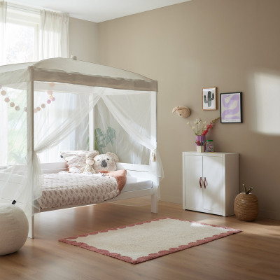 Lifetime Tufted Rug - Enchanting Fairy Theatre Design for Your Home