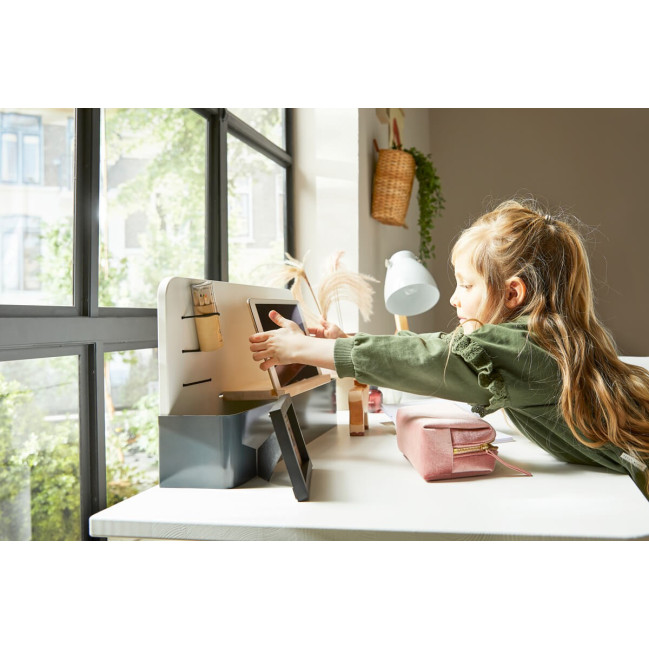 Pannello posteriore Lifetime con supporto per tablet